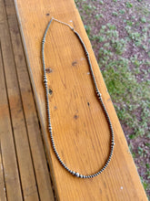 Load image into Gallery viewer, 28” Graduated Navajo Pearl Necklace
